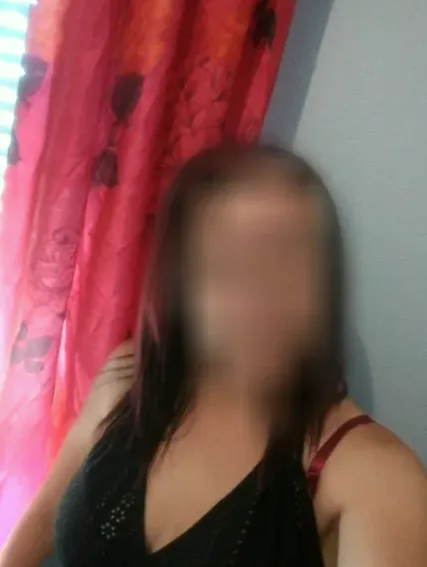 Carla, 39