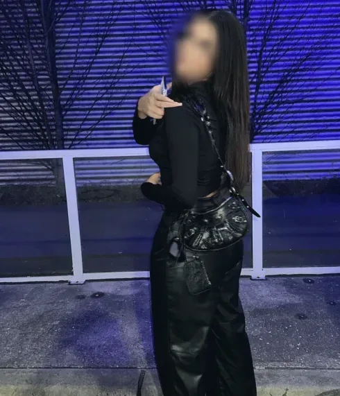 Diana, 19