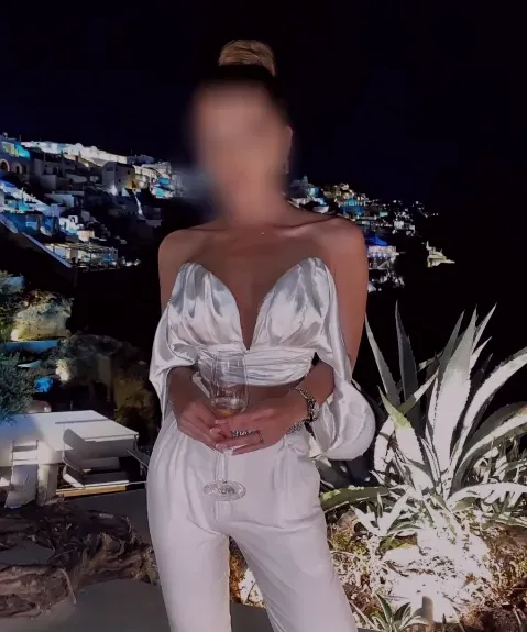 Dilara, 31