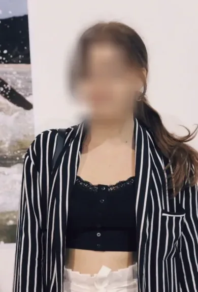 Dilara, 28