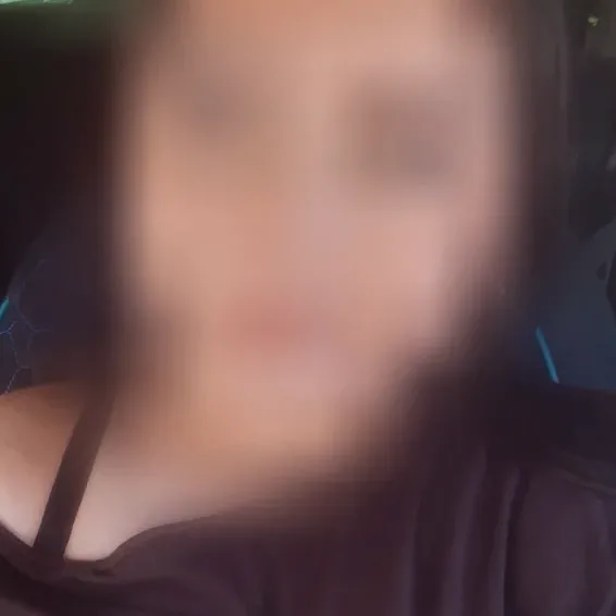 Jasmin, 18
