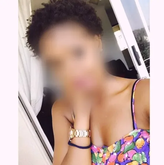 Lucia, 25