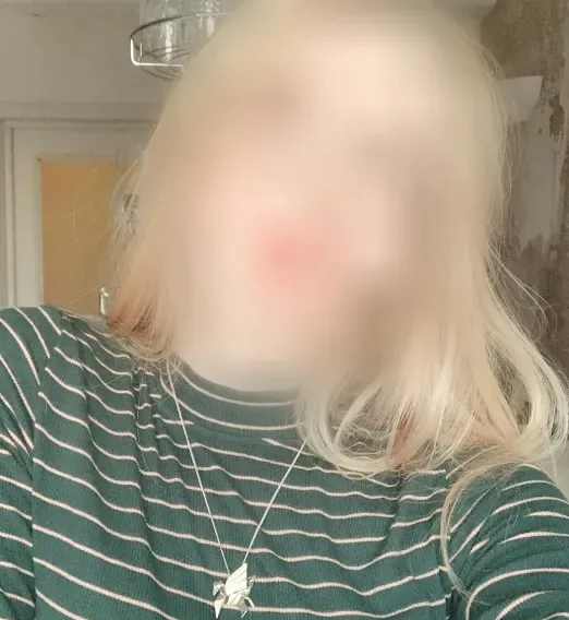 Neele, 19